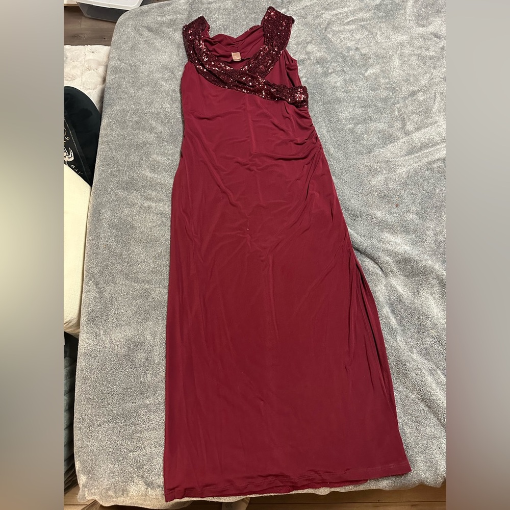 VENUS One Shoulder Burgundy Dress
